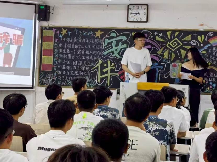 c1f775e22731026f2b94bd022a90af6a